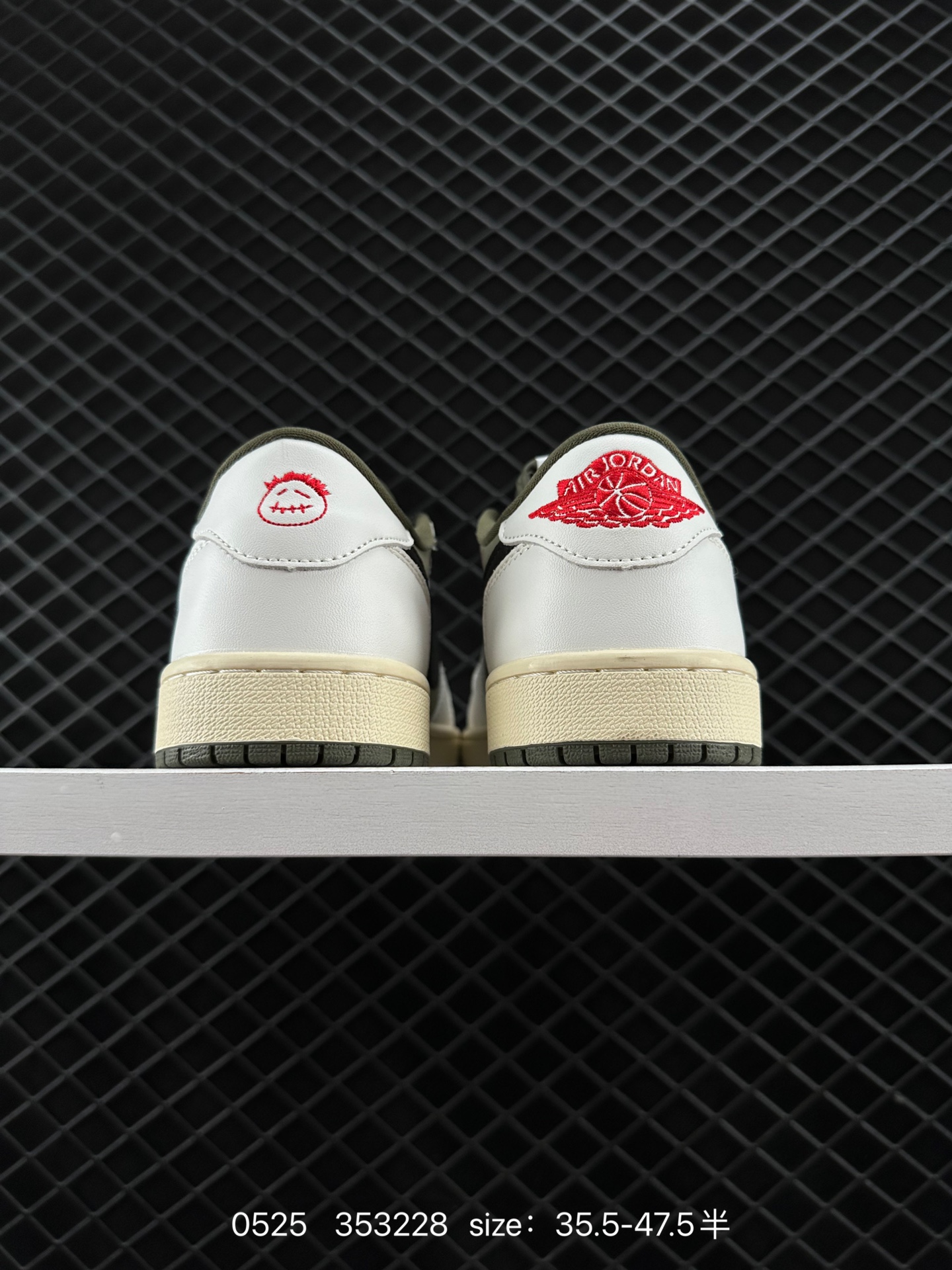 fragment design x Travis Scott x Nike Air Jordan 1 Low OG SP